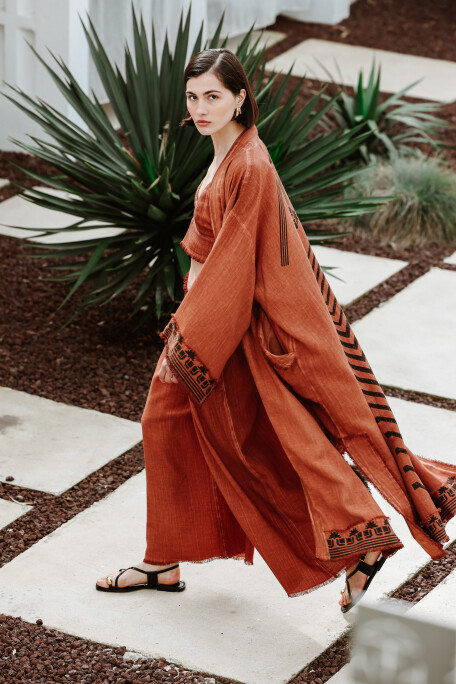 Nubi Kimono